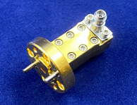 QMC-WC12-1FR WR-12波導(dǎo)轉(zhuǎn)1mm母同軸適配器60-90GHz Quantum Microwave